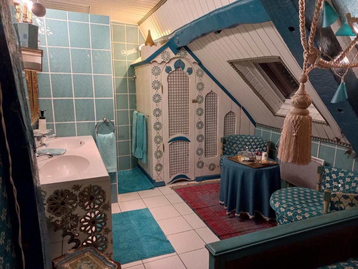 Location Meuble De Tourisme La Rose Des Fables Hotel Château-Thierry Kültér fotó