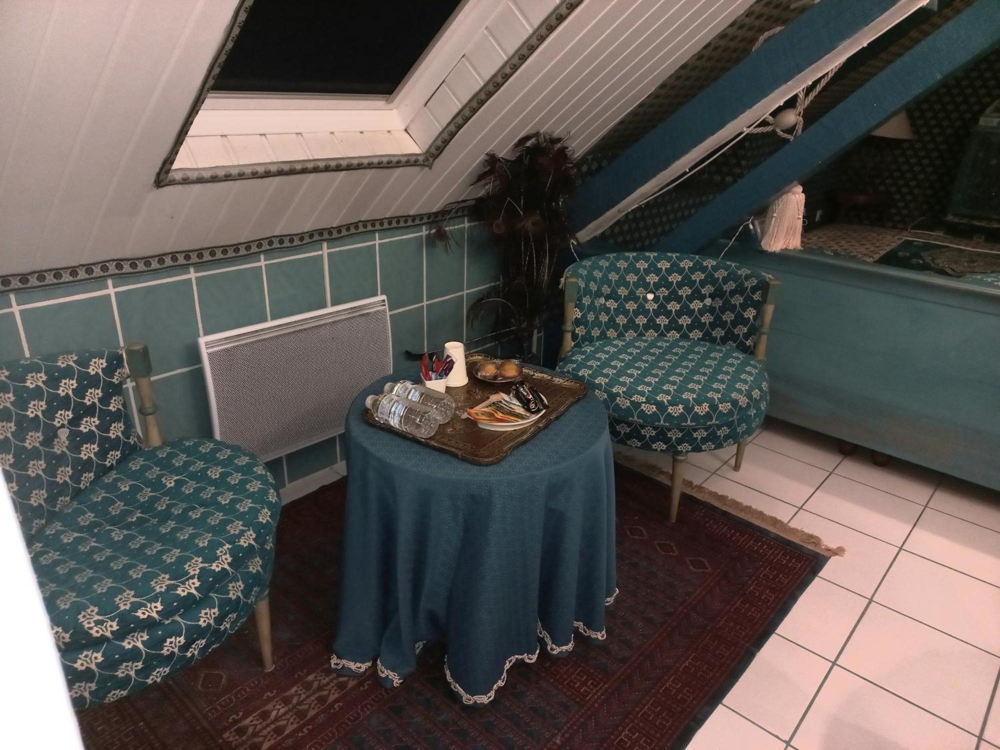 Location Meuble De Tourisme La Rose Des Fables Hotel Château-Thierry Kültér fotó